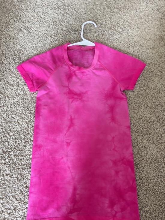 lululemon athletica Tops - lululemon athletica Pink Tie-Dye Short Sleeve Top